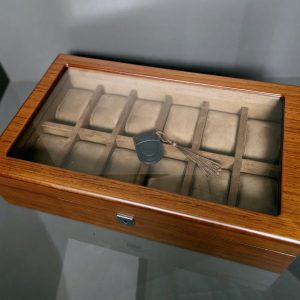 Wooden Display Watch Case 12